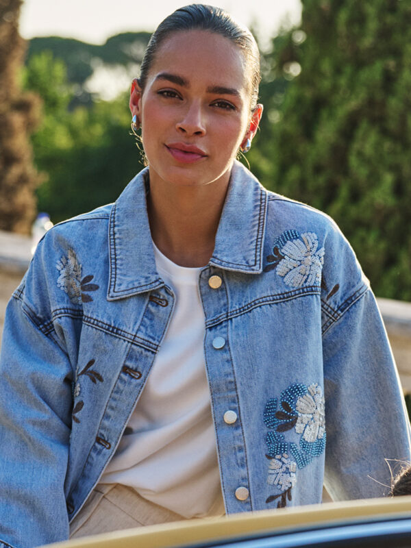 ESQUALO JEANS JACKET ΜΕ ΚΕΝΤΗΜΕΝΑ ΛΟΥΛΟΥΔΙΑ